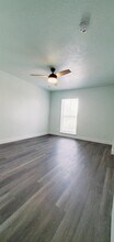 927 Riverside Dr, Unit 324 in Coral Springs, FL - Building Photo - Building Photo