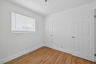 3907 43rd Ave in Sacramento, CA - Building Photo - Building Photo