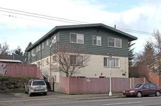 6101 Rainier Ave S Apartments