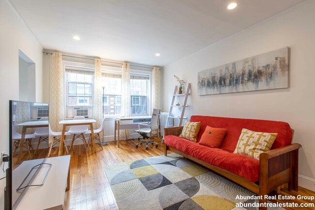 9 Ellery St, Unit #25 in Cambridge, MA - Foto de edificio - Building Photo