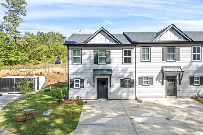 property at 934 Winslow Ct