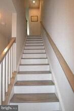 13943 Airfoil Rd in Herndon, VA - Building Photo - Building Photo