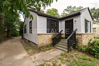 1869 Mott Dr W in Mobile, AL - Building Photo - Building Photo