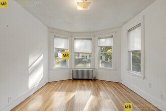 182 Harvard St in Cambridge, MA - Building Photo - Building Photo