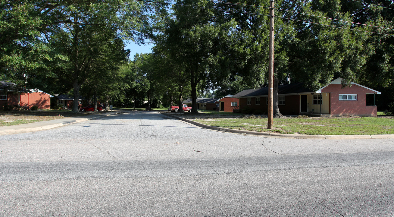 2-11 Rosewood Ct in Wendell, NC - Building Photo