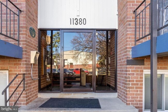 11380 Cherry Hill Rd in Beltsville, MD - Building Photo - Building Photo