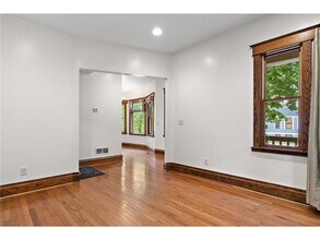 1669 Hague Ave in St. Paul, MN - Building Photo - Building Photo