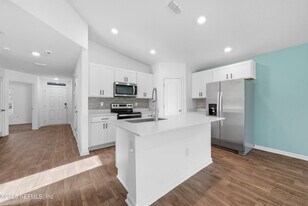 67 Rose Dr in Palm Coast, FL - Building Photo