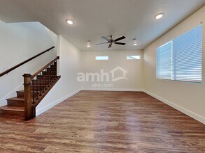 2636 W 3290 S in Syracuse, UT - Building Photo - Building Photo