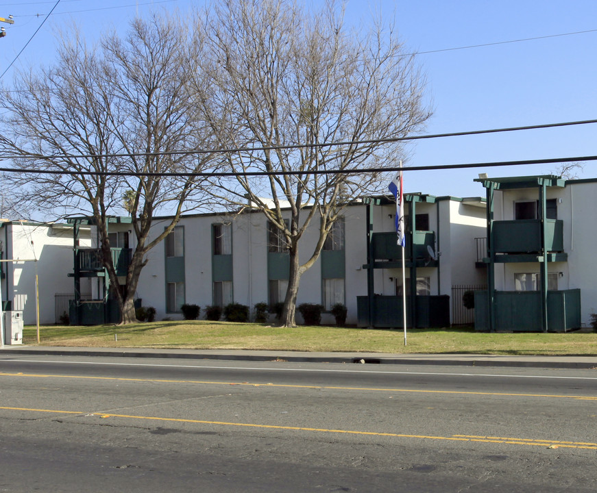 Summerset Square in Sacramento, CA - Foto de edificio