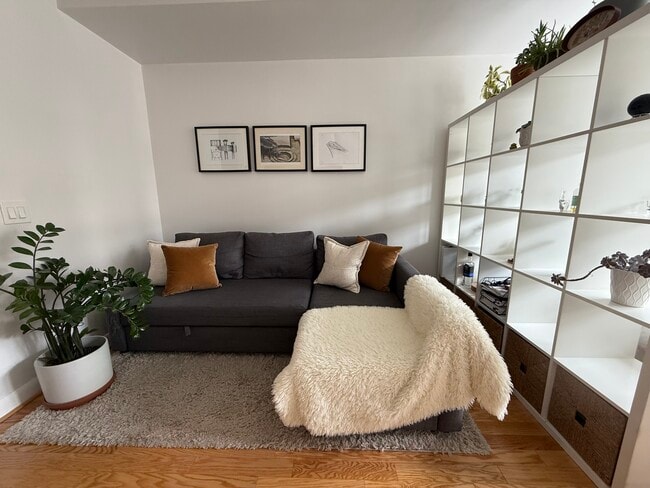 property at 400 Massachusetts Ave NW