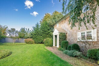52 Toilsome Ln in East Hampton, NY - Building Photo - Building Photo