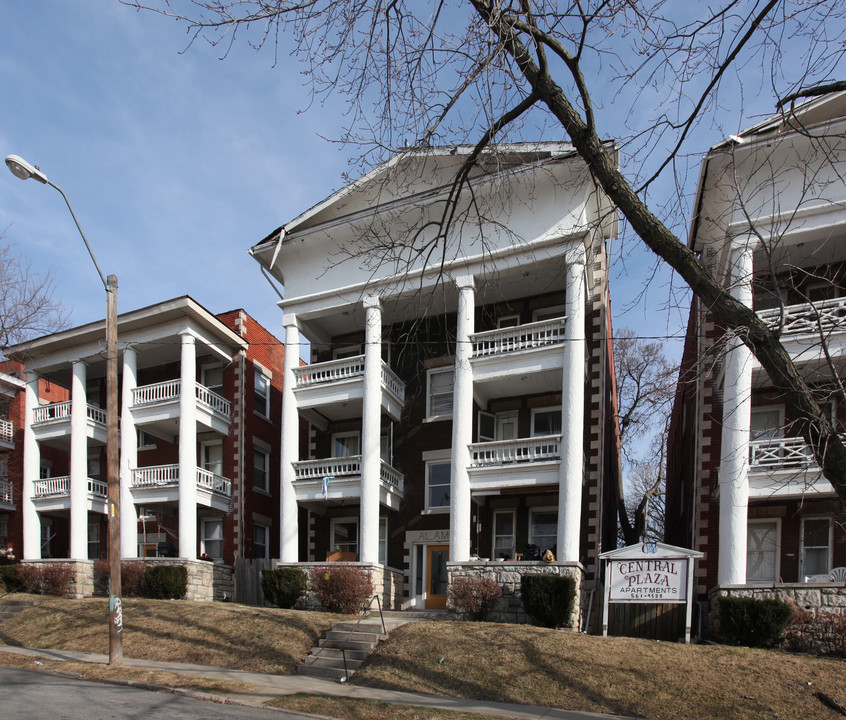 Buford in Kansas City, MO - Building Photo