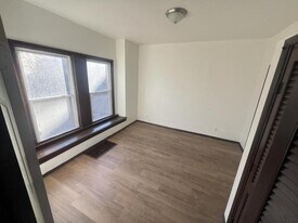 213 Flint St in Rochester, NY - Building Photo