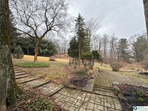 3686 Lower Saucon Rd in Hellertown, PA - Foto de edificio - Building Photo