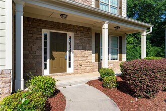 655 Westmoreland Ln NE in Lawrenceville, GA - Building Photo - Building Photo