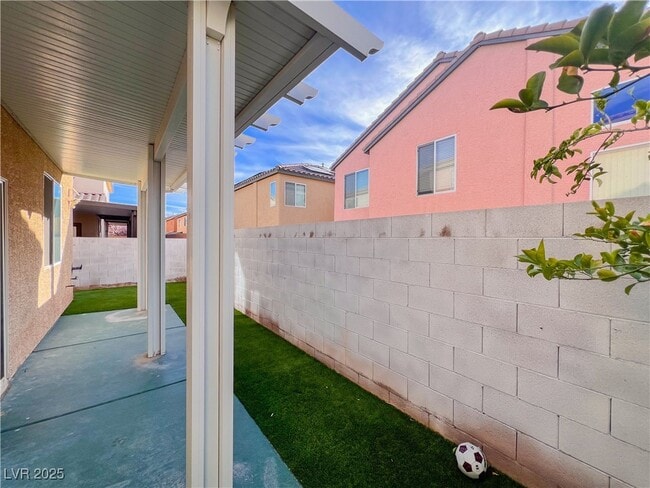 property at 10955 Sardinia Sands Dr