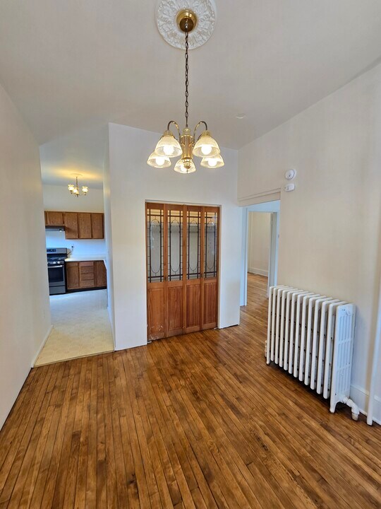 43 Birdsall St, Unit 1 in Norwich, NY - Foto de edificio