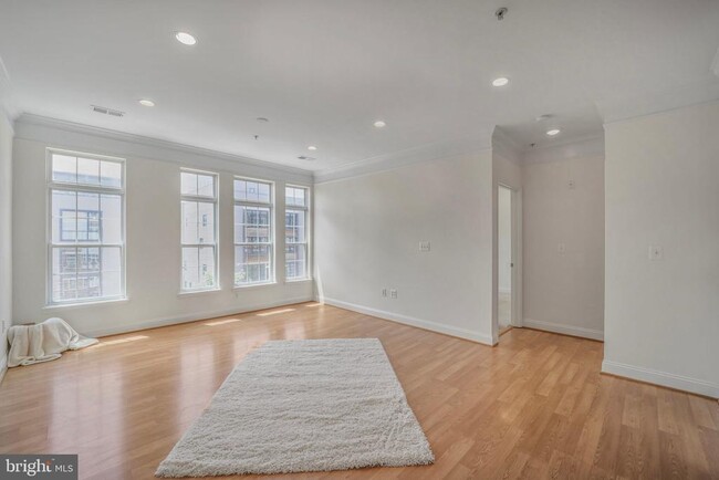 1451 Belmont St NW in Washington, DC - Building Photo - Building Photo