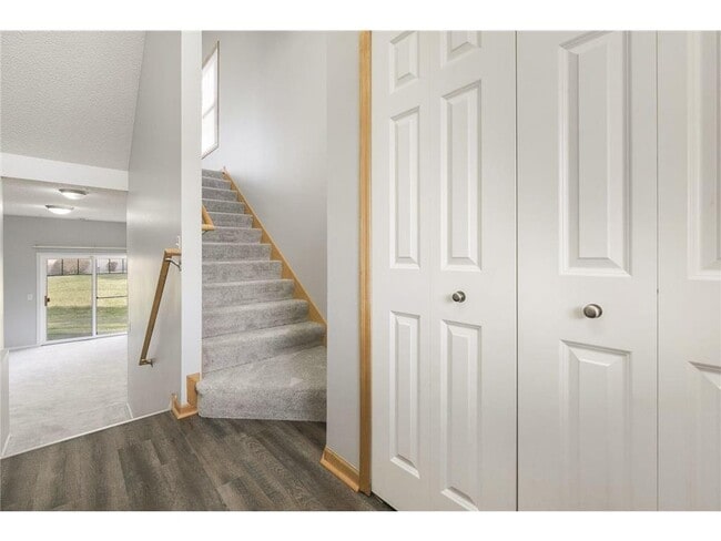 5030 Fountain Lane N in Plymouth, MN - Building Photo - Building Photo