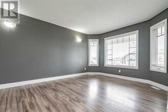 8610-102B 102 B Ave in Grande Prairie, AB - Building Photo - Building Photo
