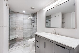 1301 River Reach Dr in Fort Lauderdale, FL - Building Photo - Building Photo