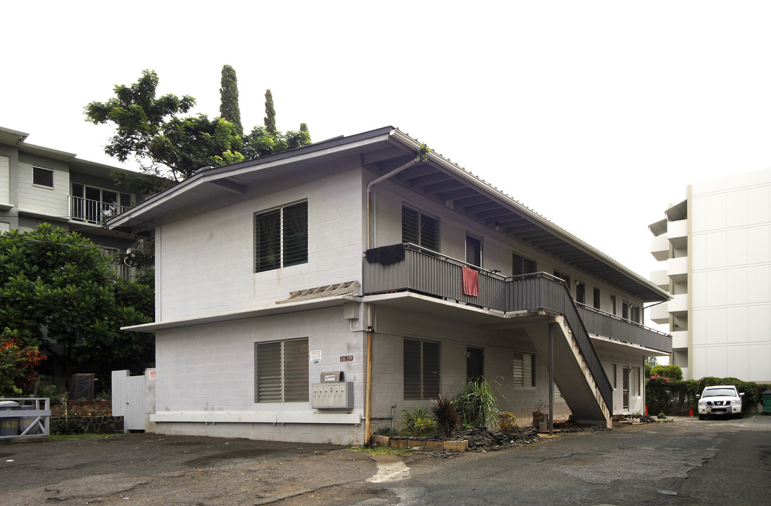 1629 Liholiho St in Honolulu, HI - Building Photo