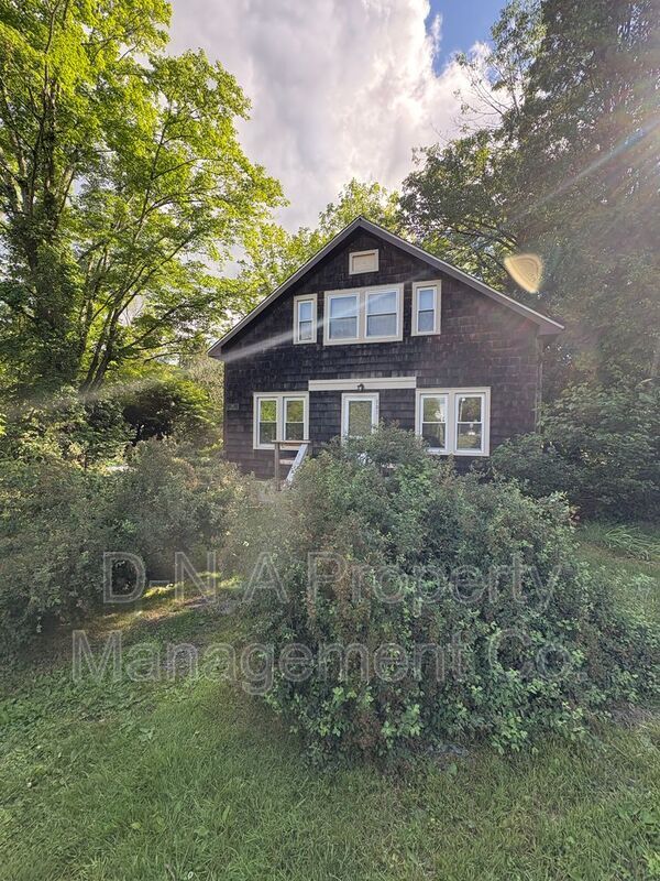 property at 102 Cabanna Ln