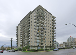 York House in New Westminster, BC - Building Photo - Building Photo