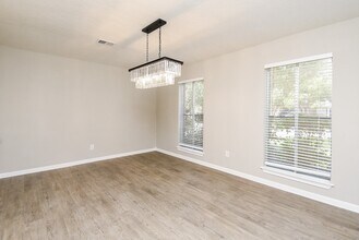 7503 Bairnsdale Ln in Houston, TX - Building Photo - Building Photo