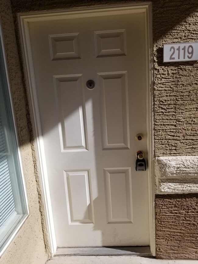 8070 W Russell Rd, Unit 2119