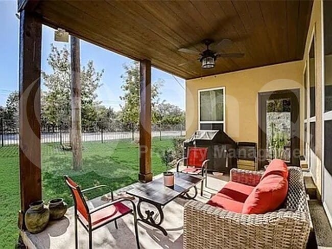 12300 Terraza Cir in Austin, TX - Building Photo - Building Photo