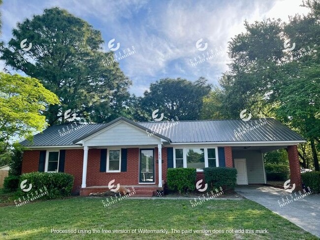property at 1829 Roxie Ave