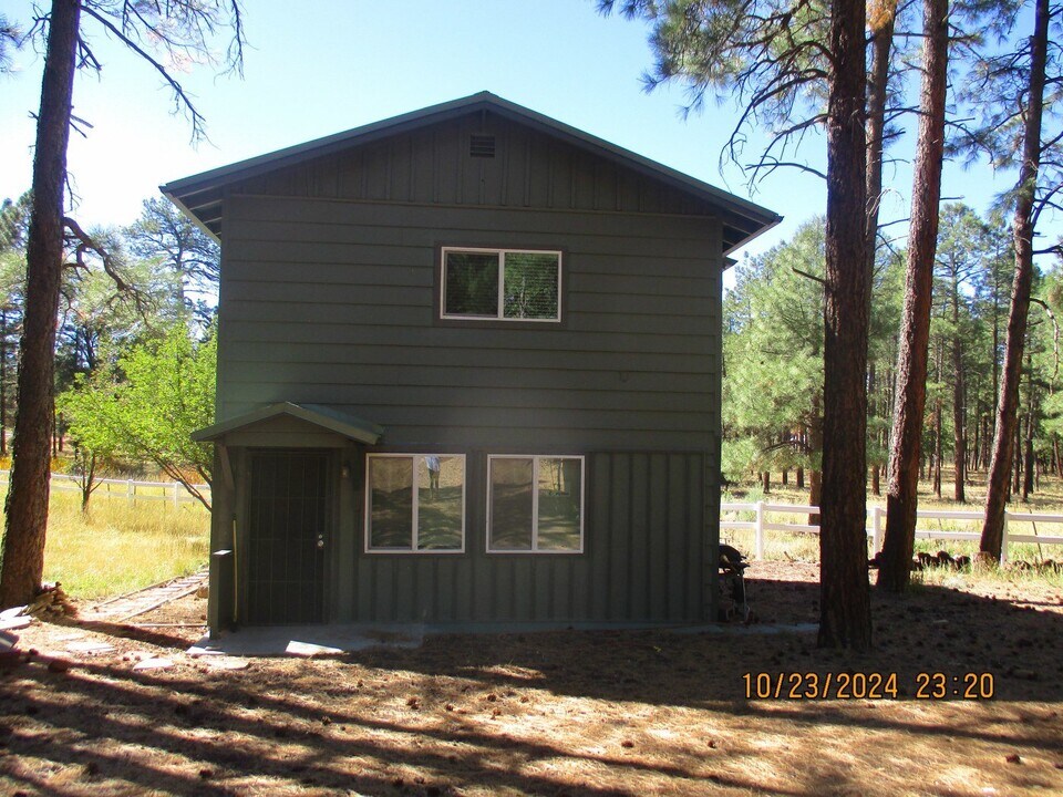 3850 W White Mountain Blvd in Lakeside, AZ - Building Photo