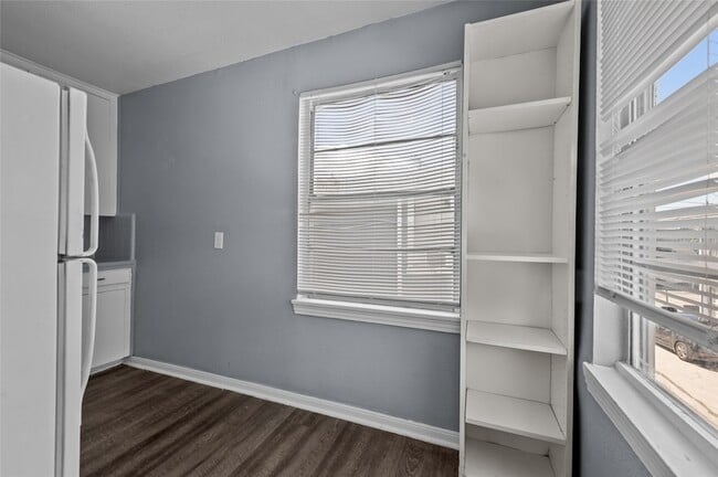 1919 McDuffie St, Unit 2 in Houston, TX - Building Photo - Building Photo