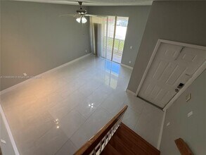 18332 NW 68th Ave in Hialeah, FL - Building Photo - Building Photo