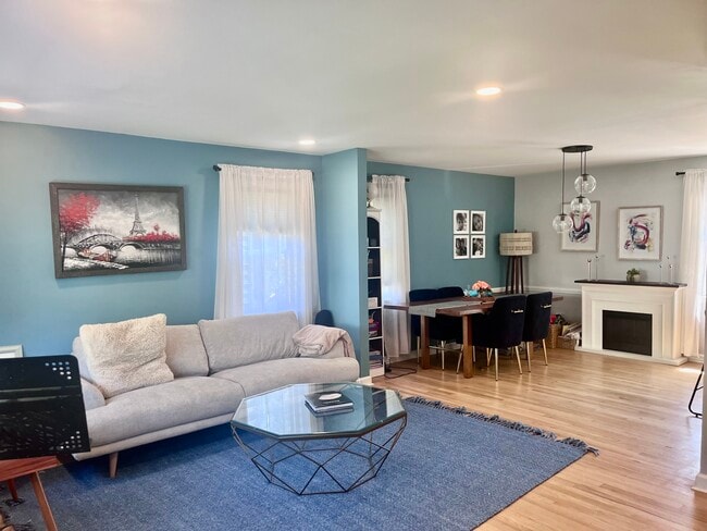 471 Essex Ave in Bloomfield, NJ - Building Photo - Building Photo
