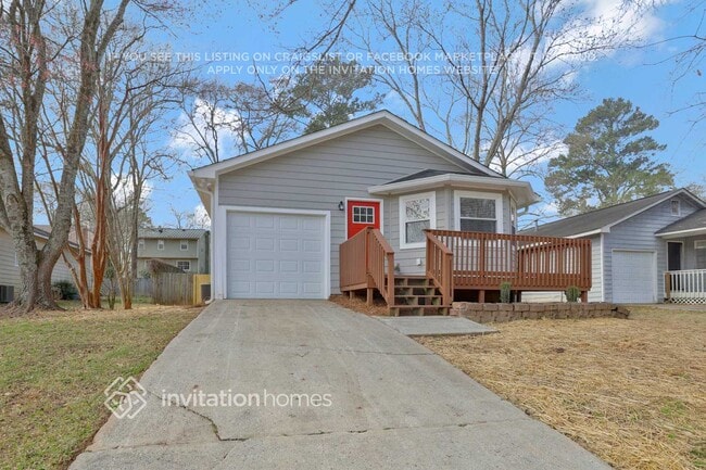 property at 912 4th St