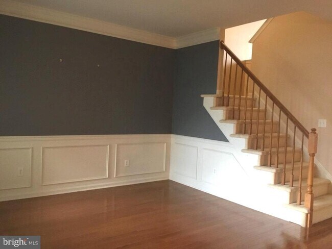 property at 17 Wharton Dr