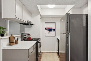 ReNew Heights in Midland, TX - Building Photo