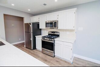 10502 Linecamp Dr in Houston, TX - Building Photo - Building Photo