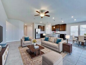 2418 Humble Wy in Rosenberg, TX - Building Photo - Building Photo