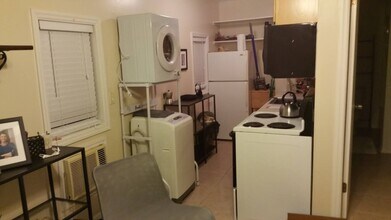 667 5th St S in Safety Harbor, FL - Foto de edificio - Building Photo