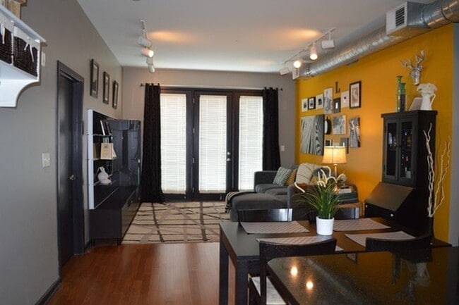5300 Peachtree Rd, Unit 3403