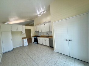 27681 Estepona in Mission Viejo, CA - Building Photo - Building Photo