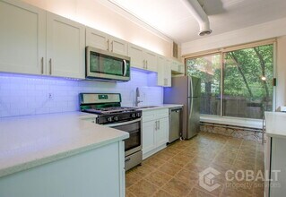 867 Rosedale Rd NE in Atlanta, GA - Building Photo - Building Photo