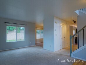 7320 Allens Park Dr in Colorado Springs, CO - Building Photo - Building Photo