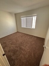 Ace Apartments in Carson, CA - Building Photo - Building Photo