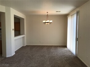 3758 Solandra St in Las Vegas, NV - Building Photo - Building Photo