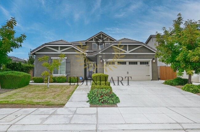property at 661 Blue Oak Lane W